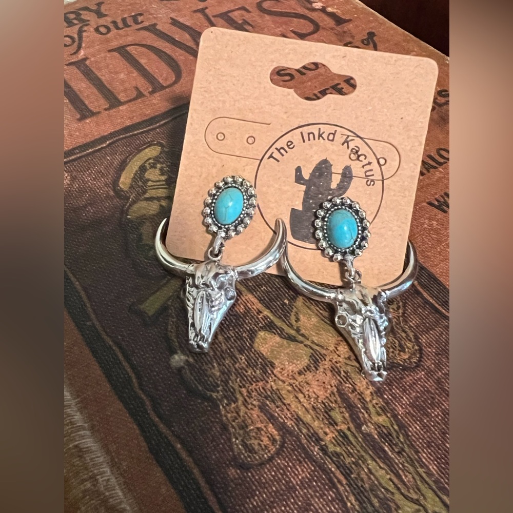 Western earrings